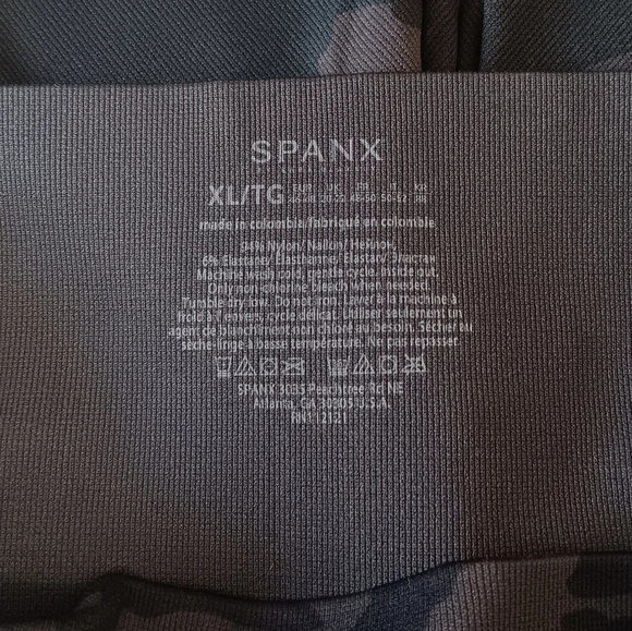 SPANX Camouflage Leggings - Blue and Black - Picture 6 of 15